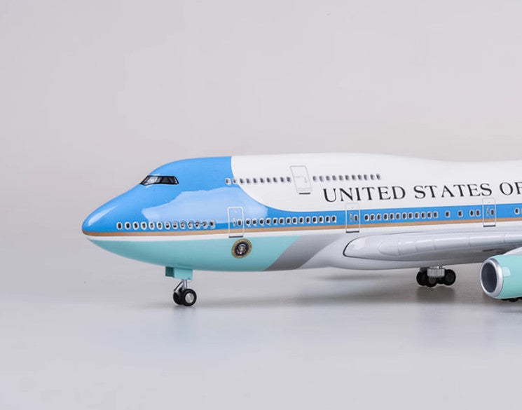 47CM 1:150 UNITED STATES OF AMERICA BOEING 747 Plane Landing gears Resin Model