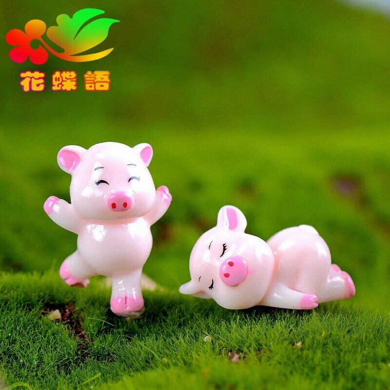 3pcs/lot Pig Family Micro Landscape PVC Crafts Home Mini Accessories Creative