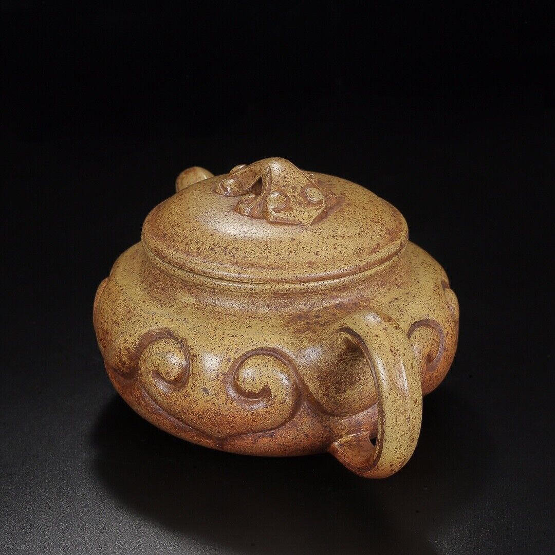 Chinese Yixing Zisha Clay Handmade Exquisite Teapot （仿古如意（高温窑变） 底款：周桂珍）