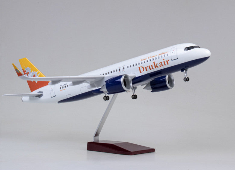 1:80 47CM Drukair AIRBUS A320neo Airplane Landing Gears Resin Aircraft Model