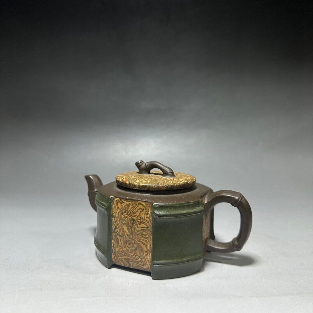 Chinese Yixing Zisha Clay Handmade Exquisite Teapot （青竹 底款：吕尧臣）