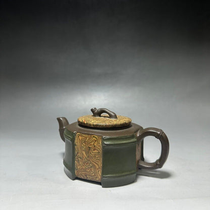 Chinese Yixing Zisha Clay Handmade Exquisite Teapot （青竹 底款：吕尧臣）