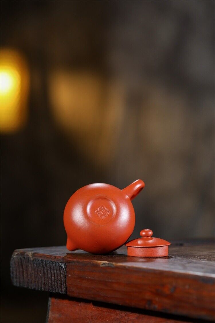 Chinese Yixing Zisha Clay Handmade Exquisite Teapo