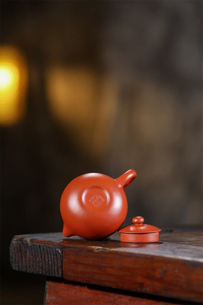 Chinese Yixing Zisha Clay Handmade Exquisite Teapo