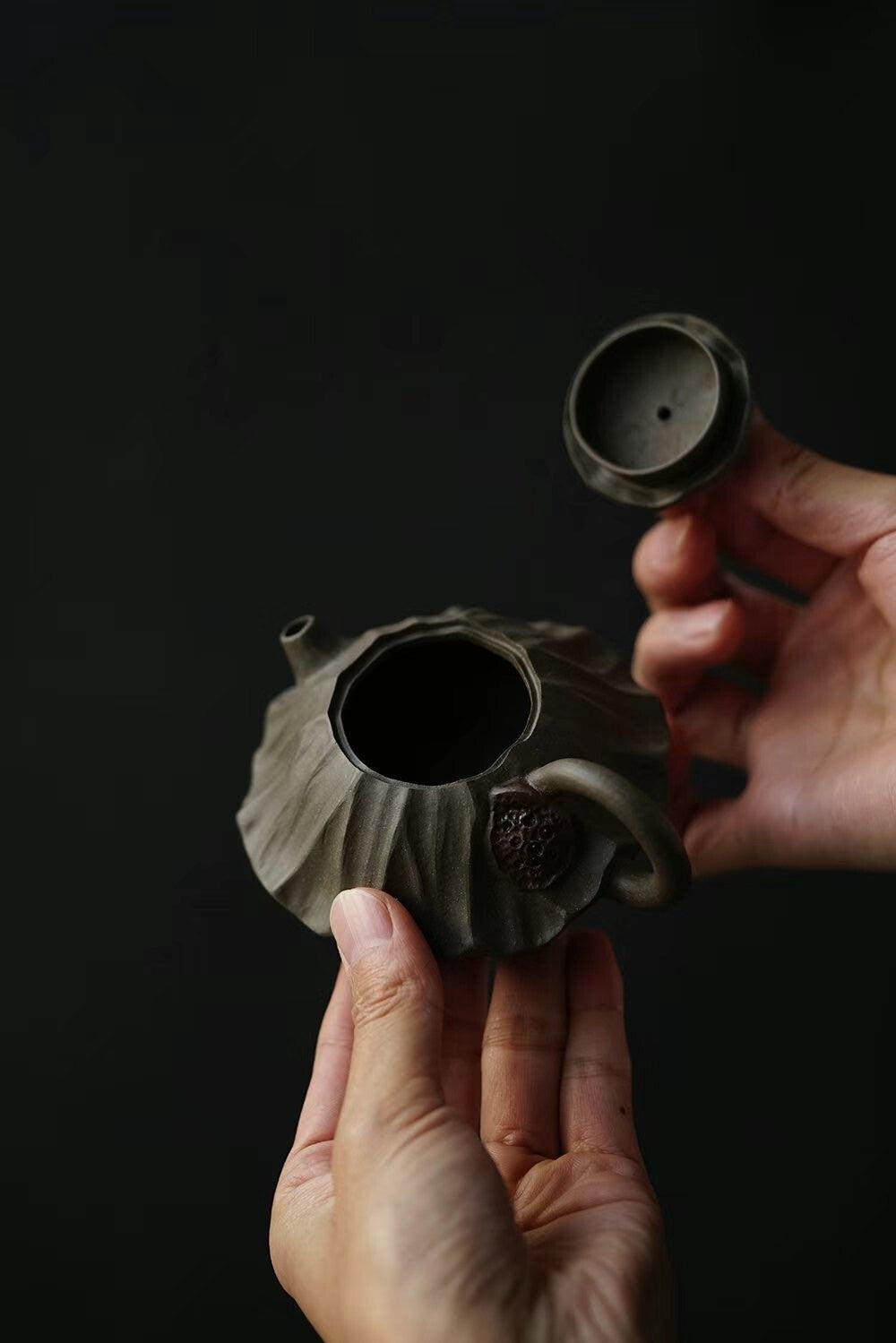 2pcs of one set Chinese Yixing Duan Clay Teapot HeTang Zisha Handmade 120cc Hu