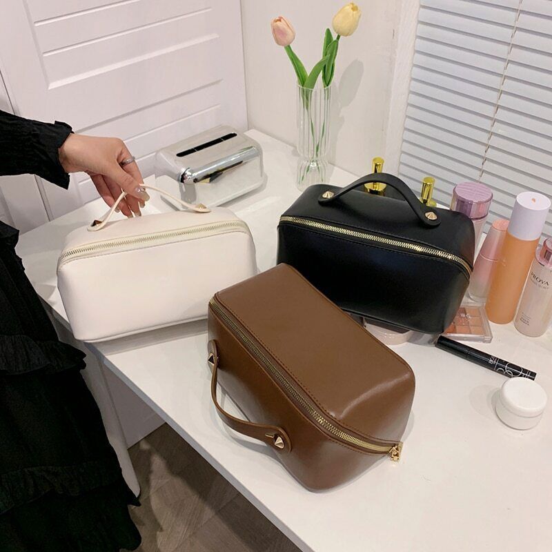 Womens Male Toiletry Bag Leather Cosmetic Bag Wash Bag Make Up Bags Travel