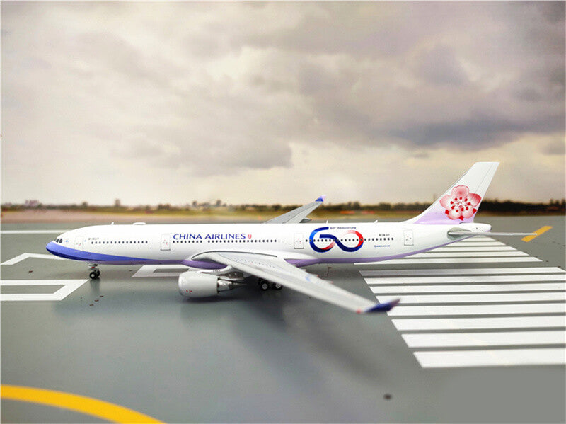 JC Wings China Airlines For Airbus A330-300 B-18317 60th Anniversay 1/400 plane