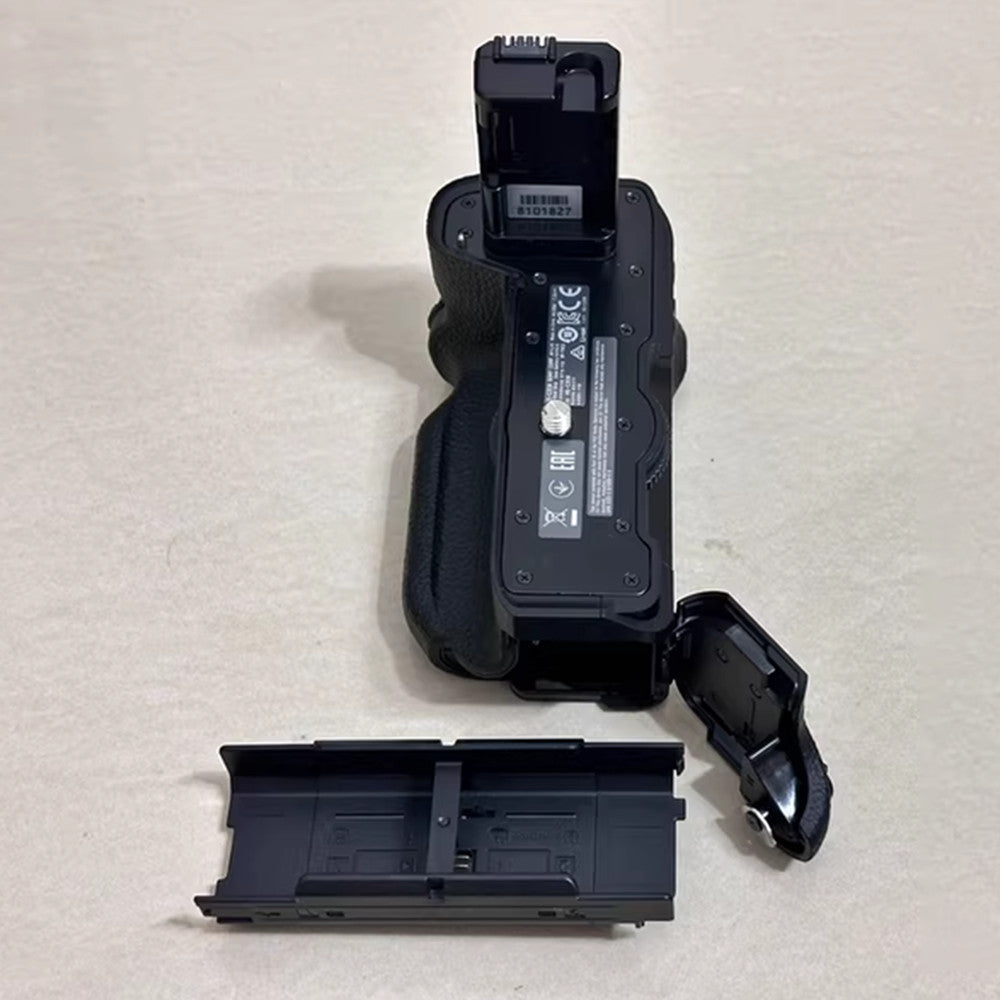 Sony VG-C2EM Battery Grip for A7II/A7rII/A7sII – Dual NP-W50, Vertical Controls