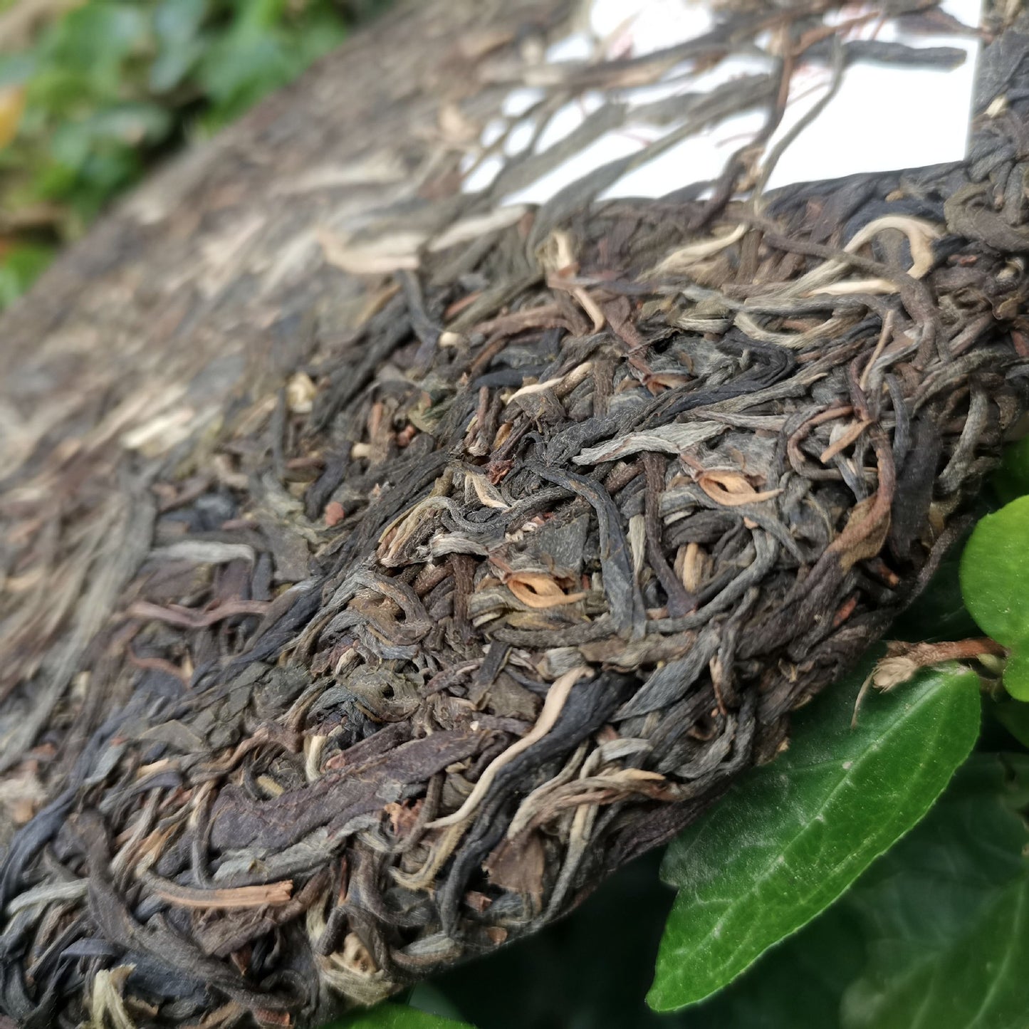 357g Pu'er Tea Yunnan Lao Ban Zhang Ecological Tea Pu Erh Raw Tea Cake