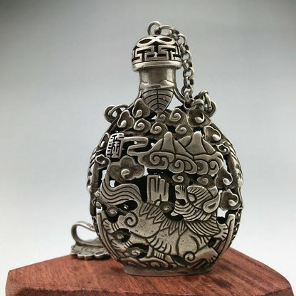 Chinese ancient Tibetan silver bottle hand-carved Chinese dragon pattern
