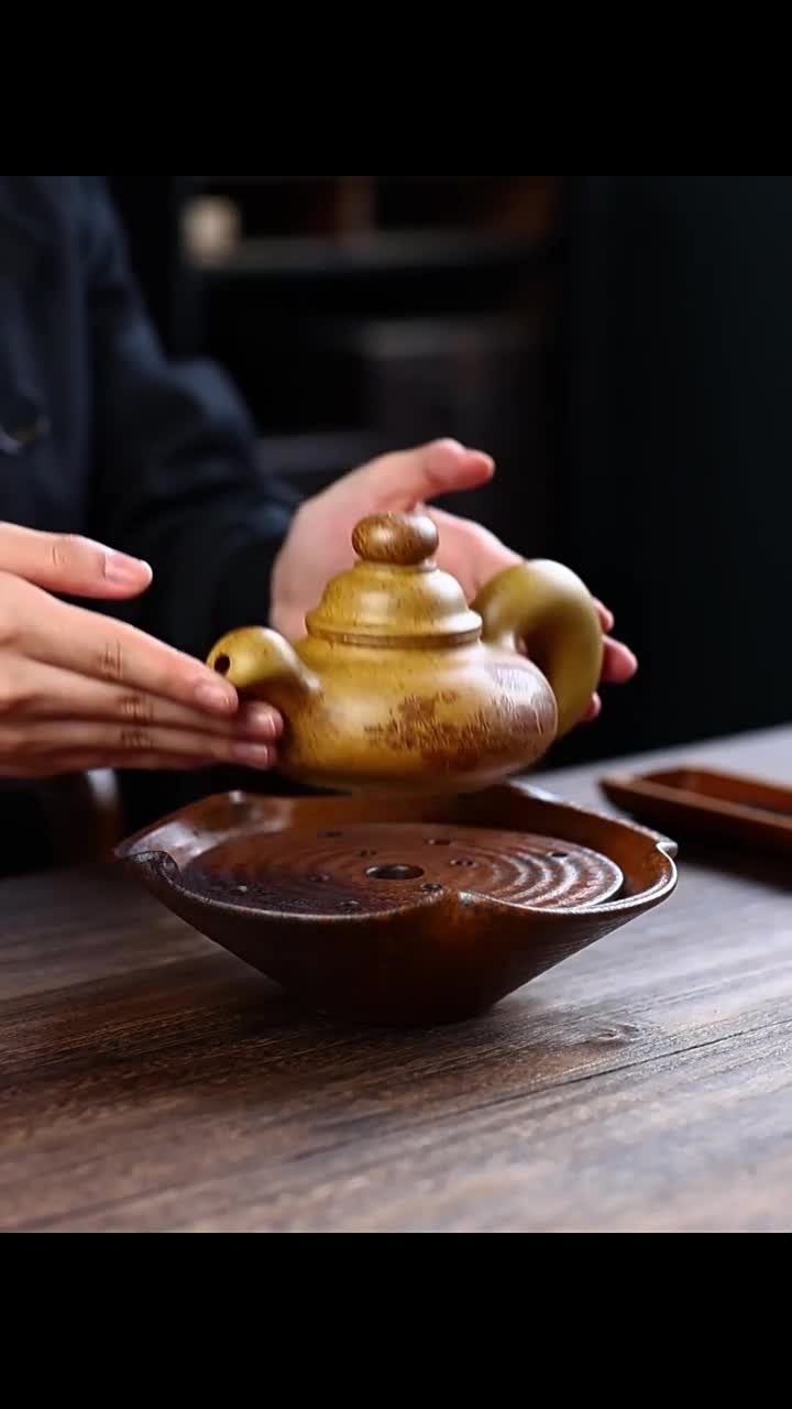 Yixing Zisha Pot 300cc Teapot Household Kung Fu Tea Set