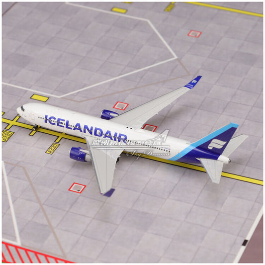 1:400 Phoenix ICELANDAIR BOEING 767-300ER Airplane Plane Diecast Aircraft Model