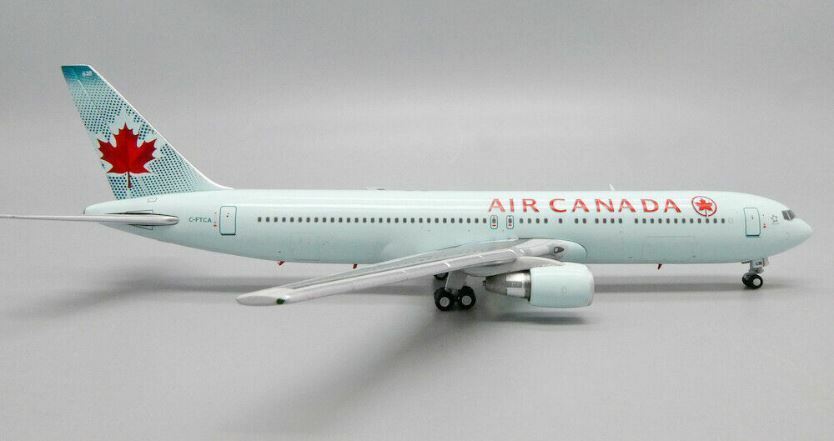 1:400 JC Wings AIR CANADA BOEING 767-300ER Passenger Airplane Diecast Model