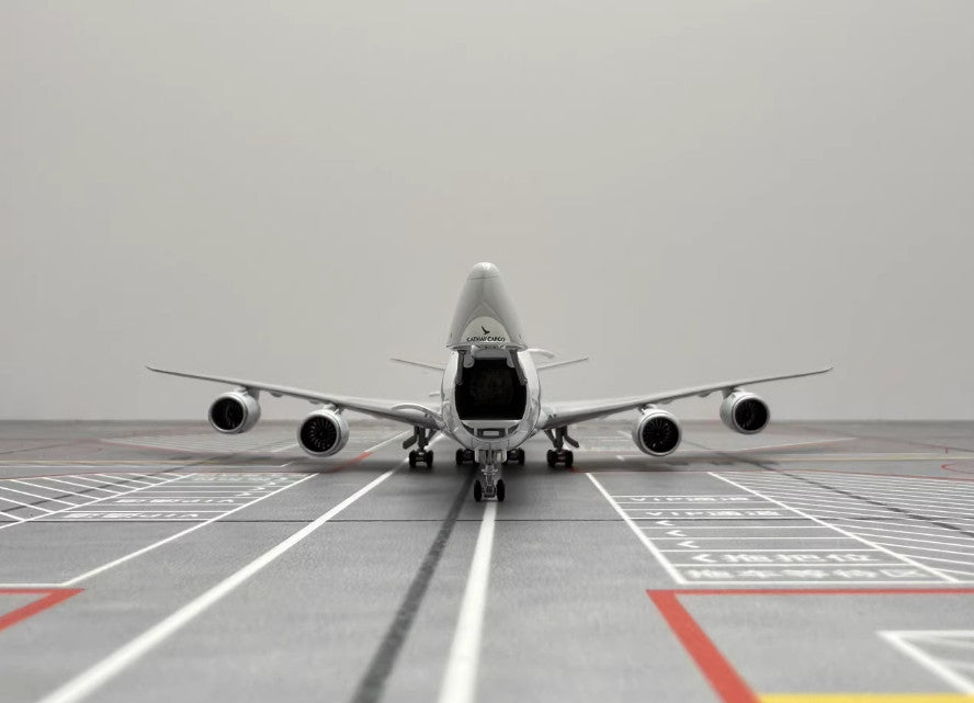 1:400 YY Wings CATHAY CARGO BOEING B747-8F Plane Aircraft Diecast Airplane Model