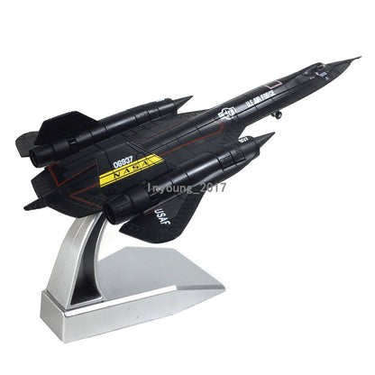 1:144 Lockheed SR-71 Blackbird Reconnaissance Airplane Model Diecast Plane Model