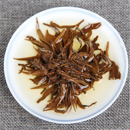 60gChinese Yunnan Dianhong Black Tea Handmade Small Golden Ball Canned Black Tea