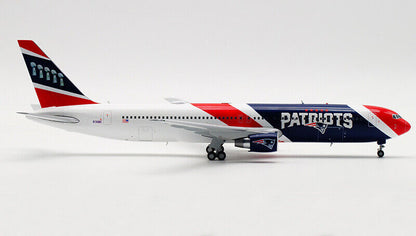 28CM 1:200 JC WINGS PATRIOTS BOEING 767-300ER Passenger Airplane Diecast Model