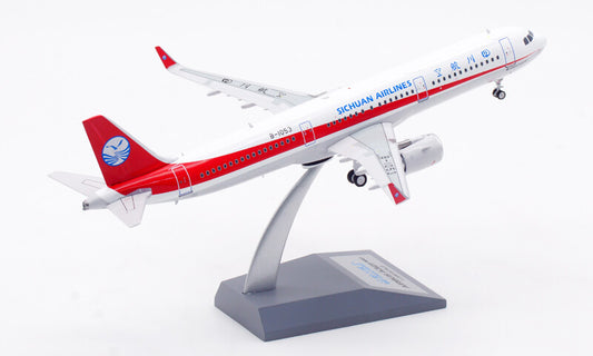 1:200 Aviation SICHUAN AIRLINES AIRBUS A321neo Passenger Airplane Diecast Model