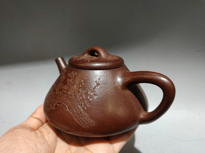 Chinese Yixing Zisha Clay Handmade Exquisite Teapot