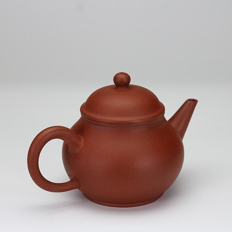 Yixing Zisha Purple Clay Chinese Teapot Signed, With Great Tea Patina 芭乐 清水泥