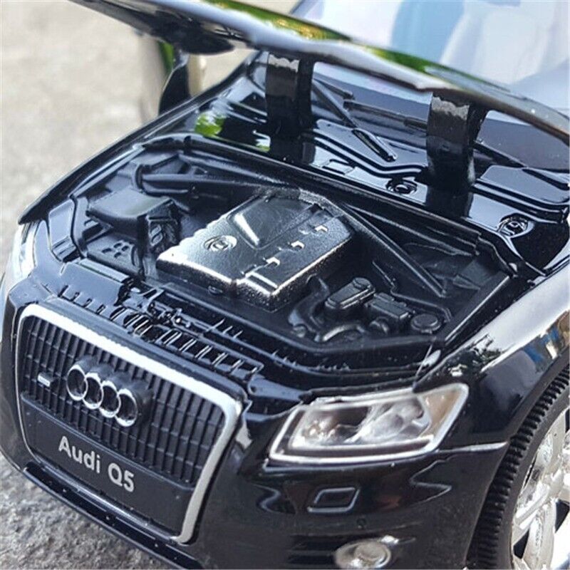 1:32 Audi Q5 SUV Diecast Model Car Collection Toy Vehicle Sounds & Lights
