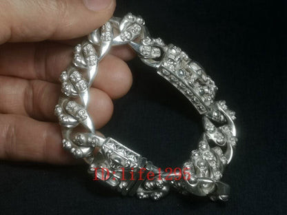 Chinese Tibet Silver Carving skull Statue bracelet gift Collection
