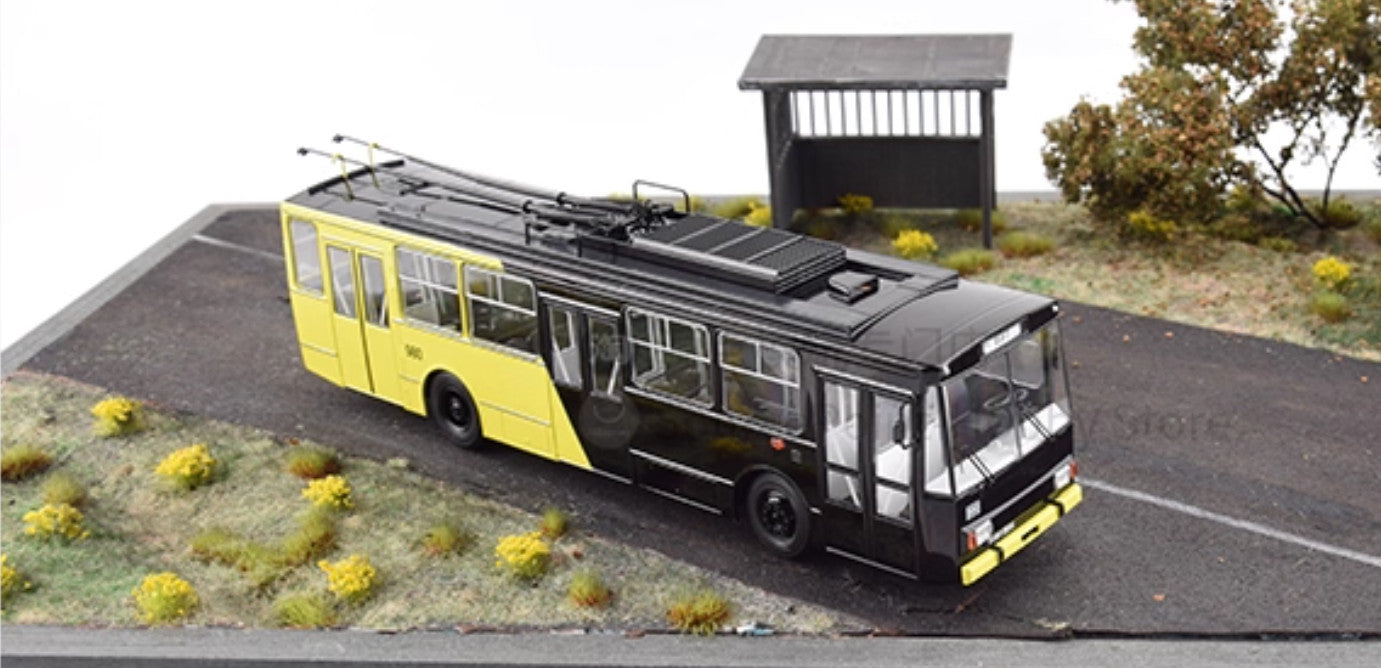 1:43 PremiumClassixxs SKODA-14TR Trolleybus Potsdam City Bus Diecast Model