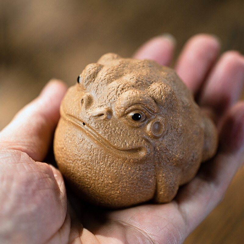 1pc Yixing Purple Clay Tea Pet Three-legged Golden Toad Ornaments Handmade Decor