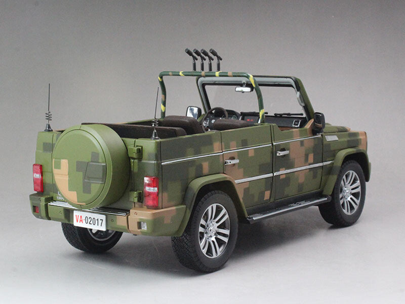 1:18 Scale 28CM BAIC B80 C Parade Vehicle Jeep Diecast Car Model Collection
