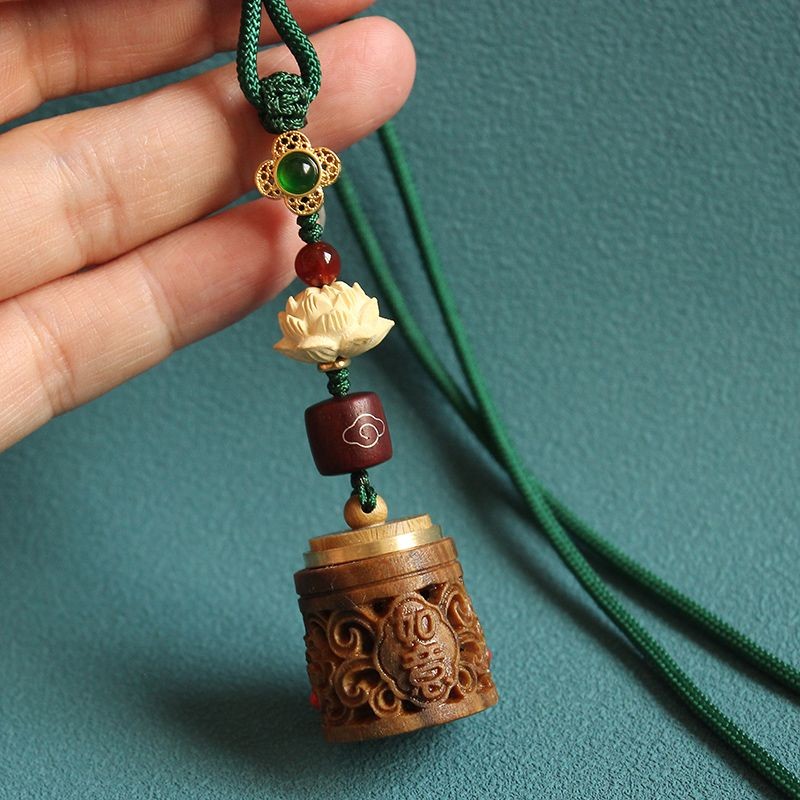 Sandalwood Green Sandalwood Car Charm Aromatherapy Rearview Mirror Pendant