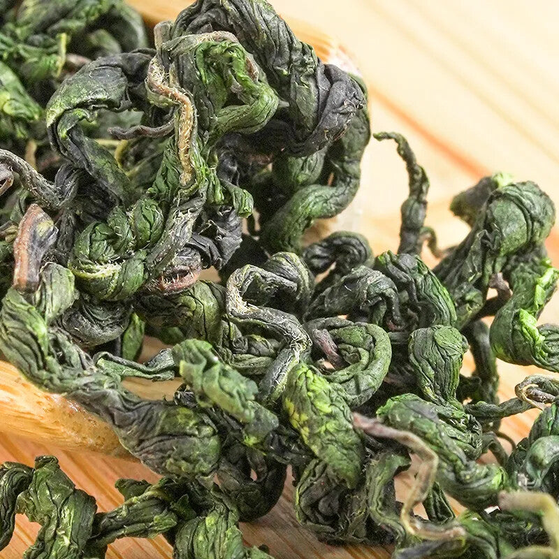 Acanthopanax Tea strengthens the spleen, nourishes the kidney and calms the mind