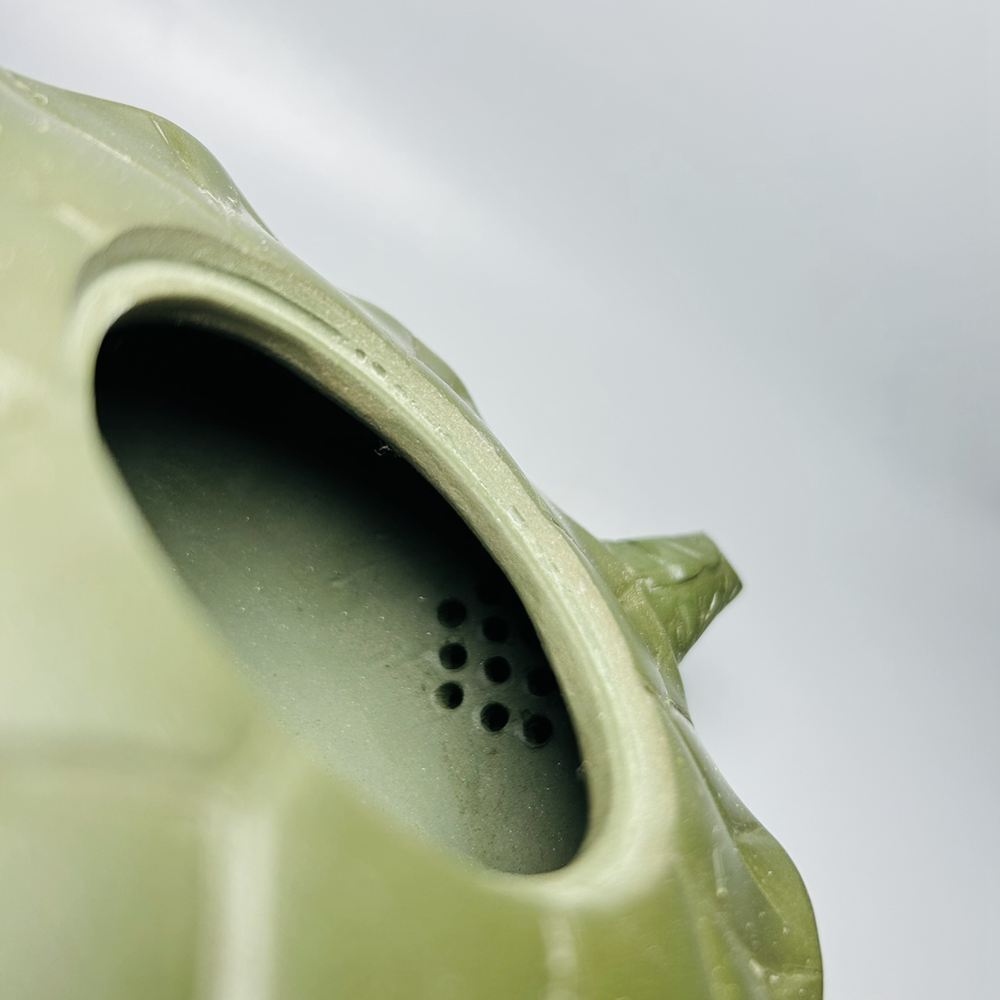 Chinese Yixing Zisha Pottery Clay Teapot Handmade Lotus Leaf Frog Pot Tea Pot 蒋蓉