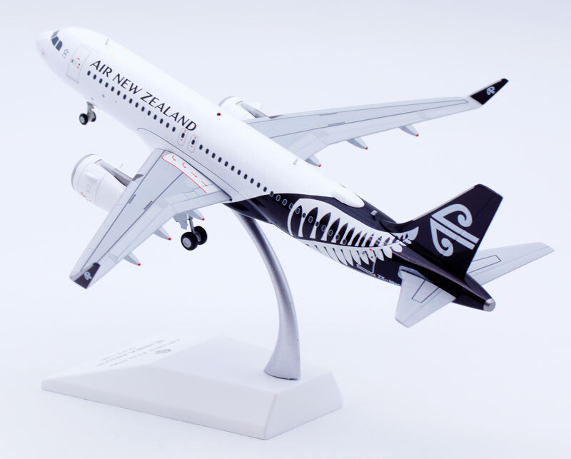 1:200 JC Wings AIR NEW ZEALAND AIRBUS A320neo Passenger Airplane Diecast Model