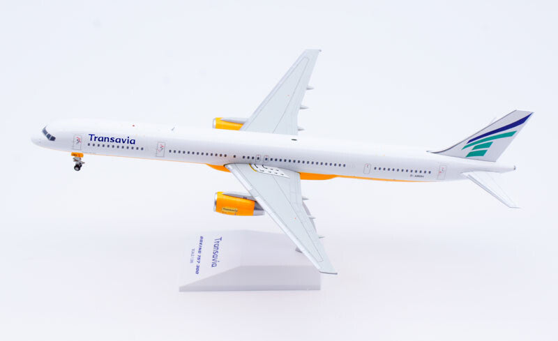 1:200 JC Wings Transavia BOEING B757-300 Passenger Plane Diecast Aircraft Model