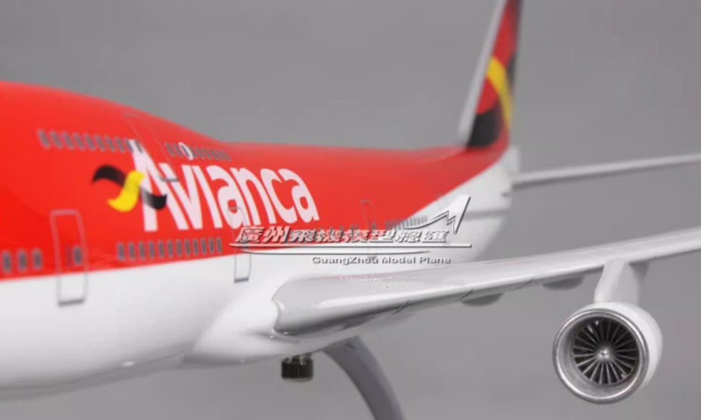 47CM 1:150 Avicanca BOEING 747-400 Passenger Airplane Resin Plane Aircraft Model