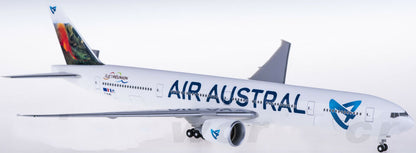 1:200 37CM Hogan AIR AUSTRAL BOEING 777-300ER Passenger Plane ABS Plastic Model