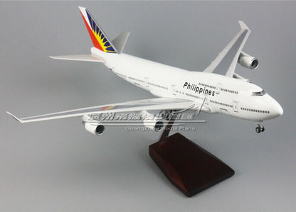 1:150 47CM Philippines BOEING 747-400 Airplane Landing Gear Resin Aircraft Model