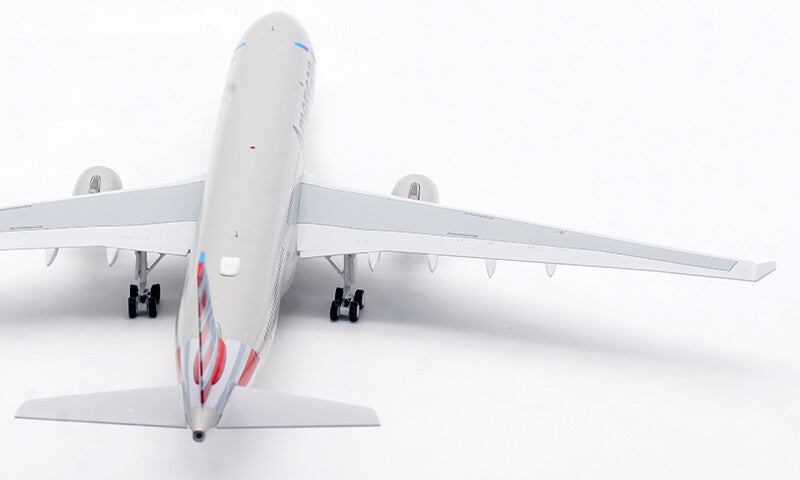 1:200 32CM InFlight American AIRBUS A330-300 Passenger Airplane Diecast Model