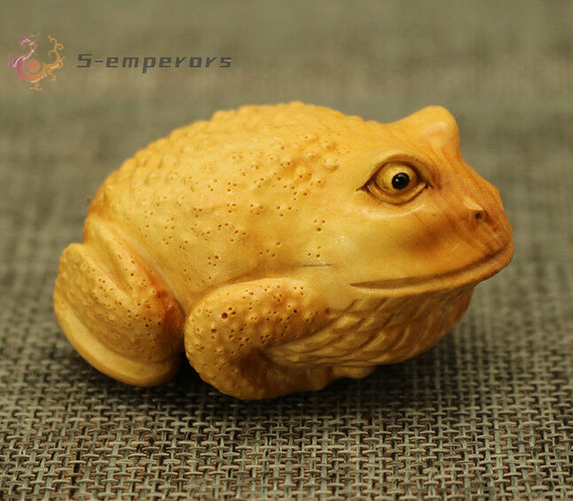 Chinese collection Boxwood Netsuke fortune Frog Toad hand piece table decoration