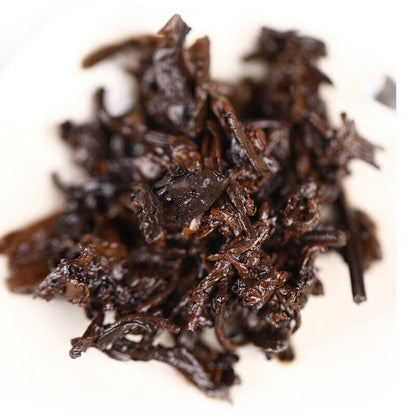 2020 Haiwan Old Comrade Liang Pin Yin Geng Ancient Tree Pu'er Ripe Puer Tea 400g