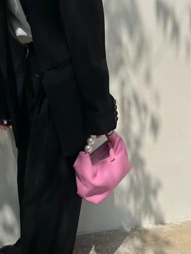 Pink Retro Sense Girl Aged Pearl Hand Dumpling Bag PU Bag Crossbody Bag New