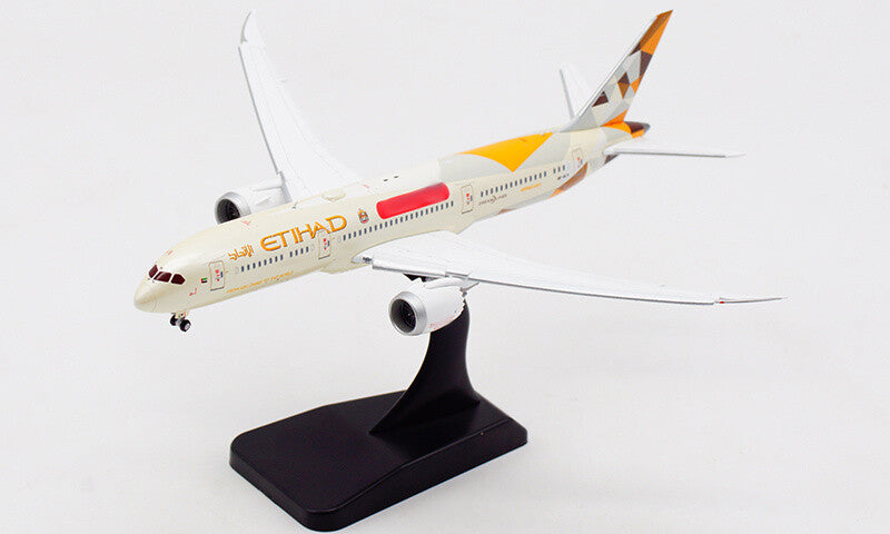 JC Wings Etihad Airways for Boeing 787-9 A6-BLM Flaps down 1:400 plane model