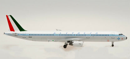 1:400 AeroClassics ALITALIA Airbus A321 Passenger Airplane Diecast Plane Model