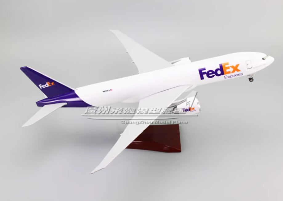 1:150 49CM FedEx BOEING 777F Airplane Landing Gears Resin Aircraft Plane Model