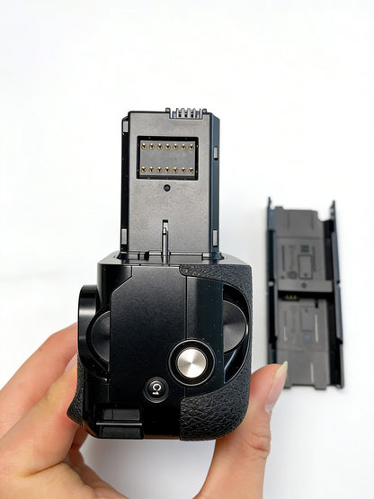 Sony VG-C1EM Vertical Grip for α7/α7R/α7S – Dual NP-W50, Portrait Shooting
