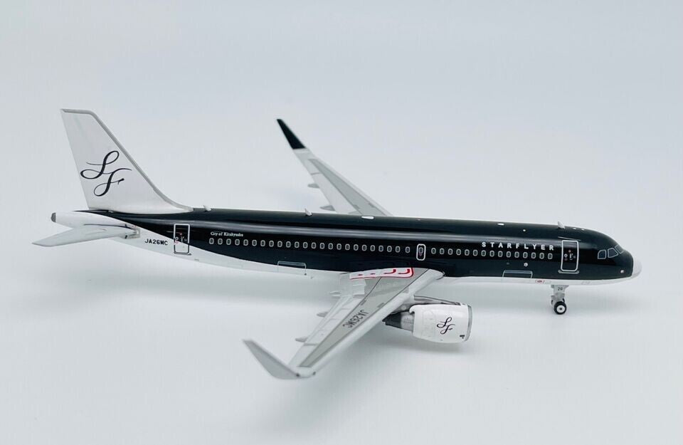 1:400 Phoenix STAR FLYER AIRBUS A320 Passenger Airplane Diecast Aircraft Model