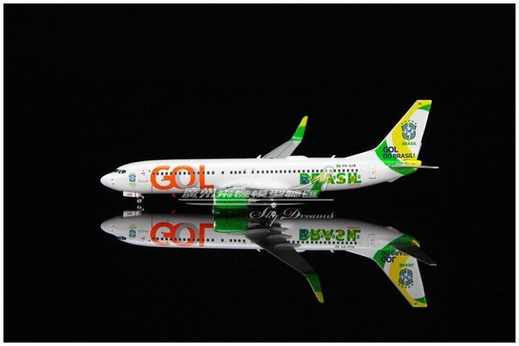 1:400 Phoenix GOL BOEING 737-800 Passenger Airplane Diecast Aircraft Plane Model