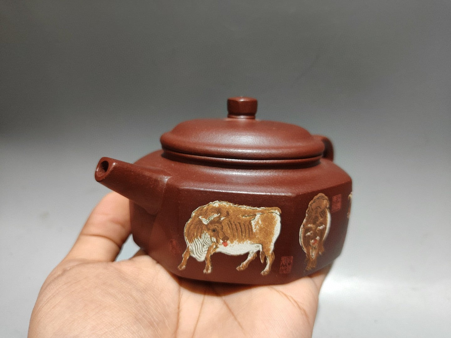 China Yixing Zisha Clay Handmade Exquisite Kung Fu Tea Set Teapot品名：五牛图壶 低款：李燕华