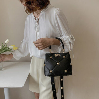 Fashion Rivet Shoulder Bag Handbag Crossbody Bags Purse Phone Pack 21*12*18 CM