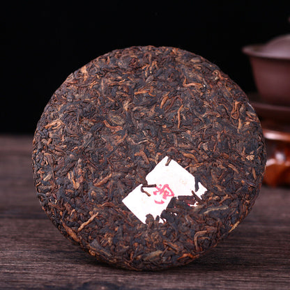 200g Pu erh Cooked Tea Yunnan Brown High Mountain Ecological Ripe Puer Tea Cake